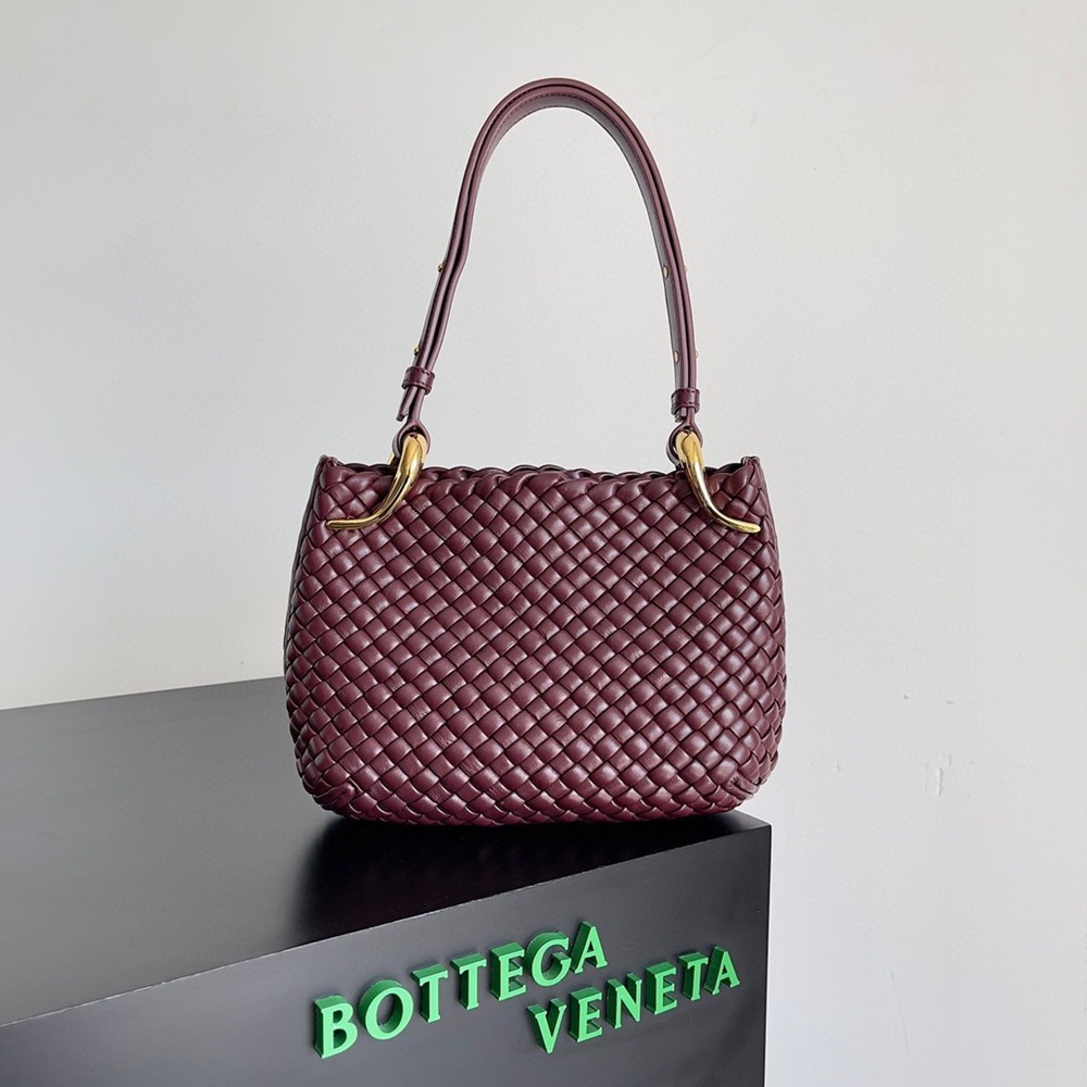 Bottega Veneta Clicker Small Bag in Bordeaux Intrecciato Lambskin TDBS2159