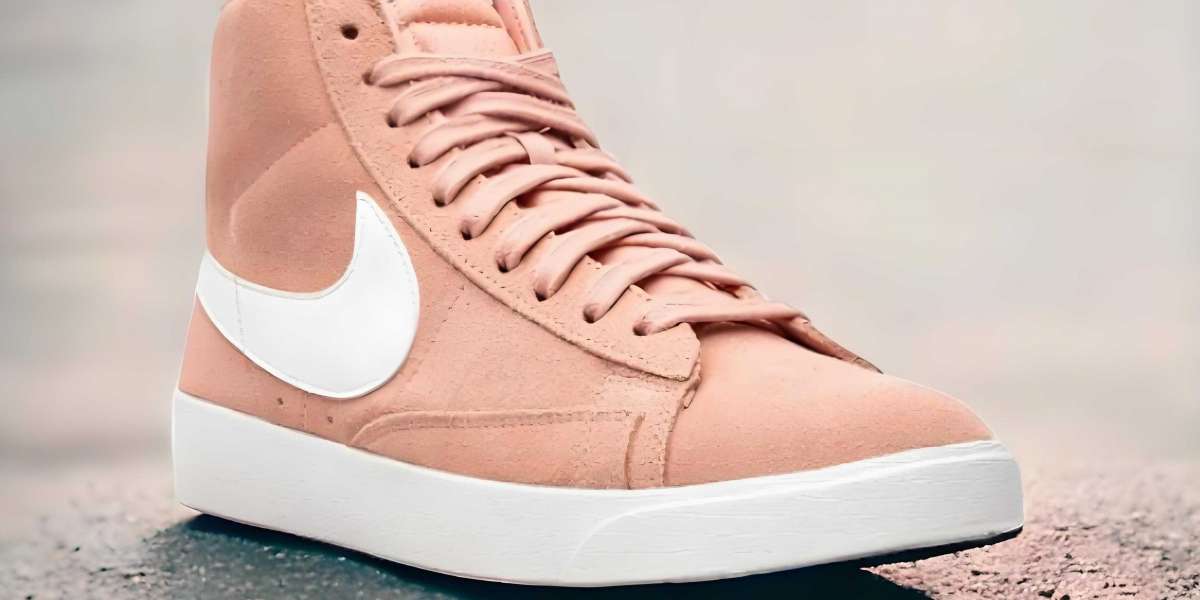 釋放 Nike Blazer Mid 的時尚與舒適